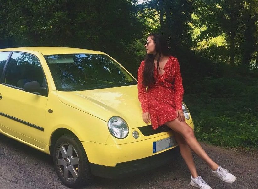 priya-blackburn-is-posig-with-her-car Priya Blackburn Age, Height, Net Worth, Boyfriend